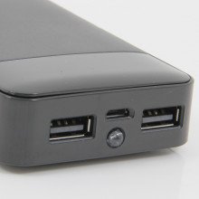 Double USB ports enables you to charge 2 devices at once