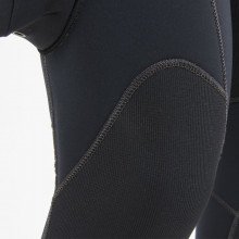 7mm Rear Entry Wetsuit - close-up of additional knee protection