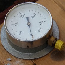 pressure-gauge-01