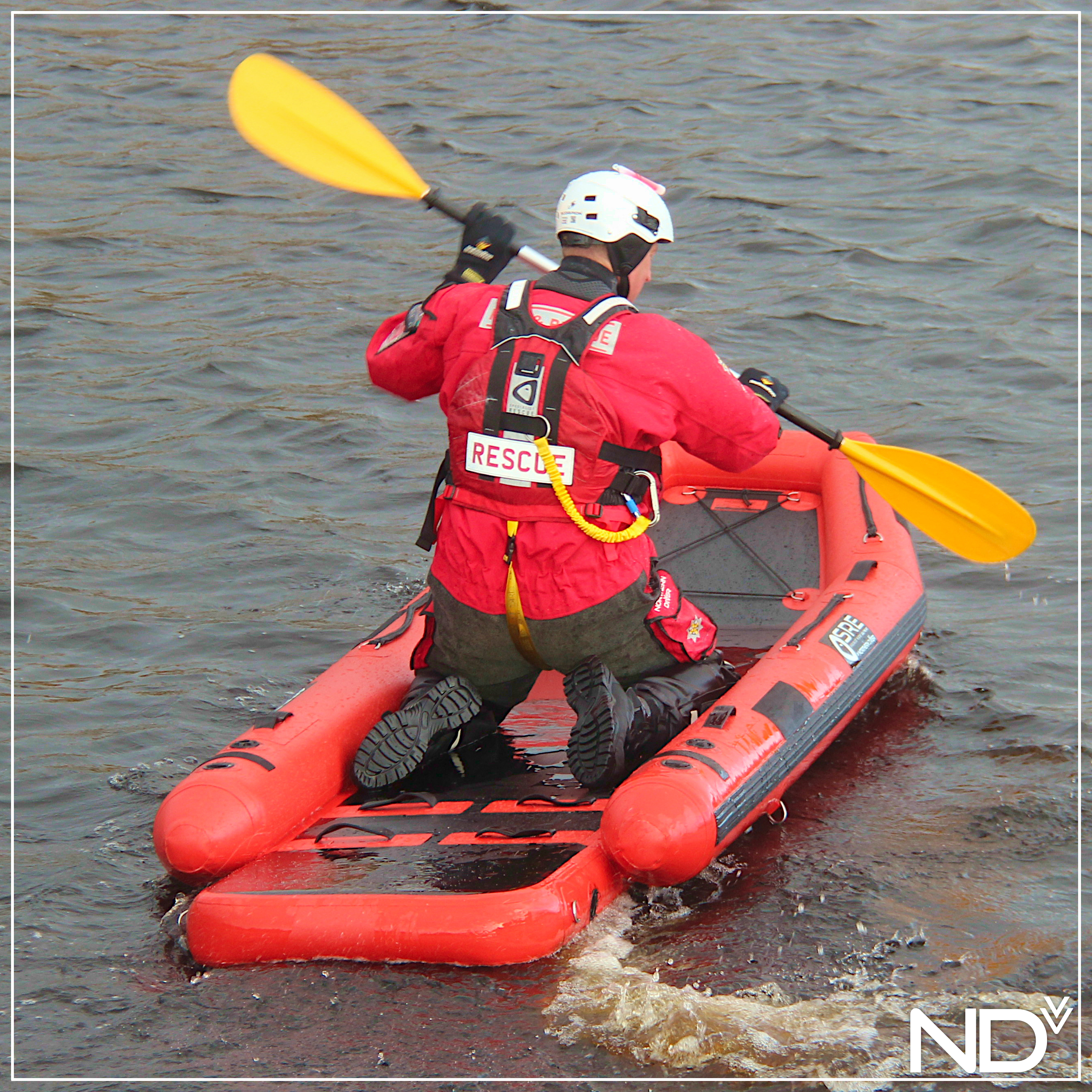 RR4 Rescue Sled | Red version, navigated with dual-ended paddle