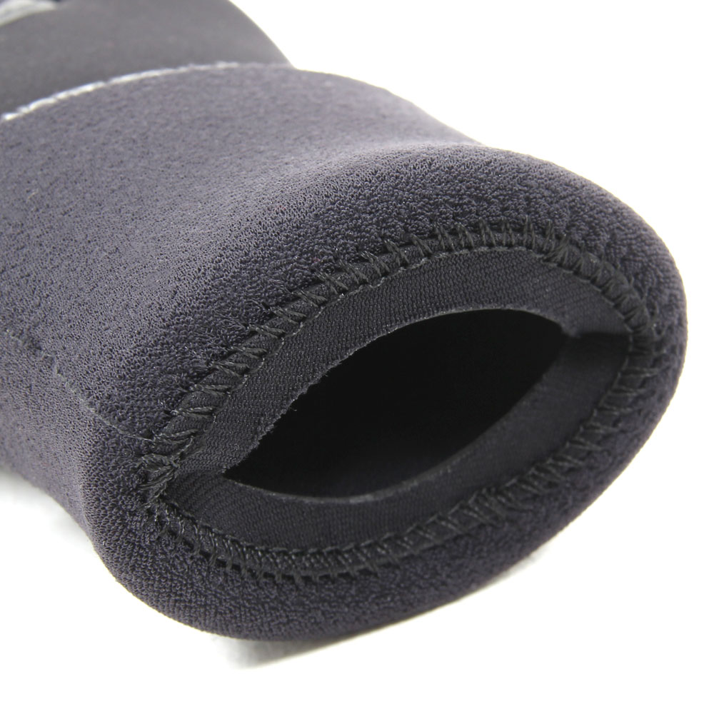 close up of cuff design